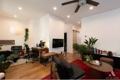 2821 N Springfield Avenue, Chicago, IL 60618 - Photo 8