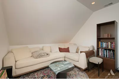 2821 N Springfield Avenue, Chicago, IL 60618 - Photo 16