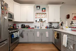 2821 N Springfield Ave, Chicago, IL 60618 - Photo 26