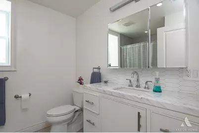 2821 N Springfield Avenue, Chicago, IL 60618 - Photo 34