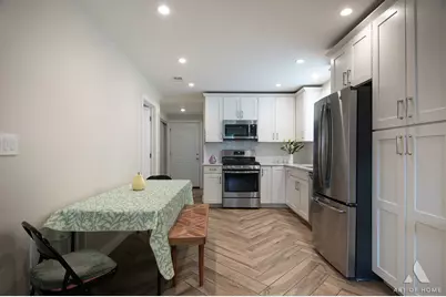 2821 N Springfield Avenue, Chicago, IL 60618 - Photo 38