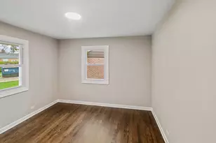 18600 Golfview Ave, Homewood, IL 60430 - Photo 12