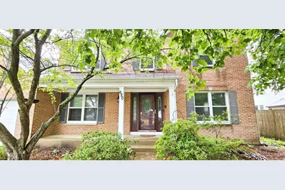620 Waterfall Lane, Elgin, IL 60124 - Photo 2