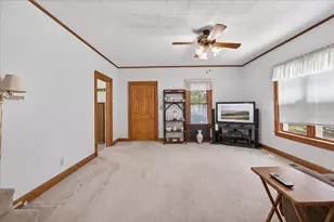 206 N 6th St, Oregon, IL 61061 - Photo 6