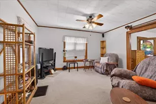 206 N 6th St, Oregon, IL 61061 - Photo 8