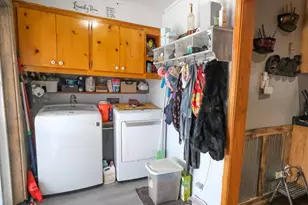 10906 S Troy St, Chicago, IL 60655 - Photo 12