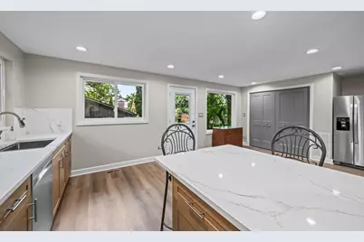1032 Courtland Avenue, Park Ridge, IL 60068 - Photo 12