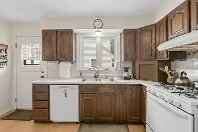 18156 W Timber Lane, Grayslake, IL 60030 - Photo 8