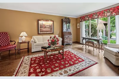 1411 W Allison Court, Arlington Heights, IL 60005 - Photo 14