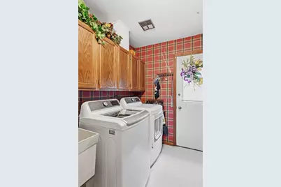 1411 W Allison Court, Arlington Heights, IL 60005 - Photo 16