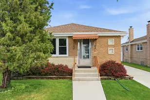 2539 Atlantic St, Franklin Park, IL 60131 - Photo 2