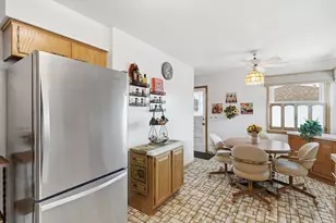 2539 Atlantic St, Franklin Park, IL 60131 - Photo 8