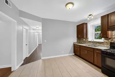 7406 S Crandon Avenue, Chicago, IL 60649 - Photo 18