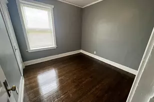 840 W 66th St, Chicago, IL 60621 - Photo 4