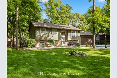 5880 Muriel Lane, Saint Anne, IL 60964 - Photo 2