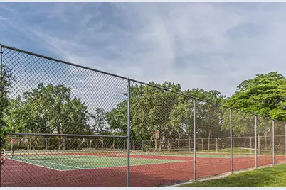 8905 Knight Avenue #208, Des Plaines, IL 60016 - Photo 18