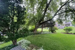 821 Blue Mound Dr, Crystal Lake, IL 60014 - Photo 32
