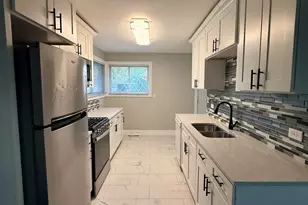 17002 Greenbay Ave, Lansing, IL 60438 - Photo 2