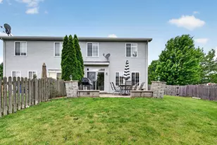 1432 Red Top Ln, Minooka, IL 60447 - Photo 24