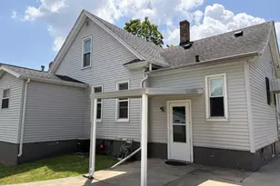 1915 9th St, Peru, IL 61354 - Photo 12