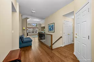 530 Bunker Hill Ct, Mundelein, IL 60060 - Photo 4