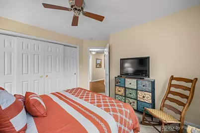 530 Bunker Hill Court, Mundelein, IL 60060 - Photo 16