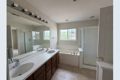 3740 Pope Court #740-4, Plano, IL 60545 - Photo 8