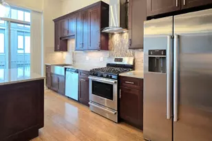 22 N Aberdeen St, Chicago, IL 60607 - Photo 4