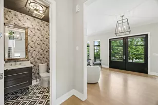 314 W 2nd St, Hinsdale, IL 60521 - Photo 4