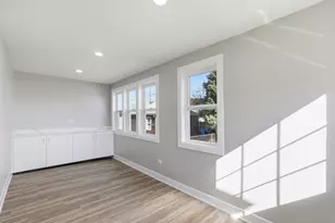 5020 W Fletcher St, Chicago, IL 60641 - Photo 12