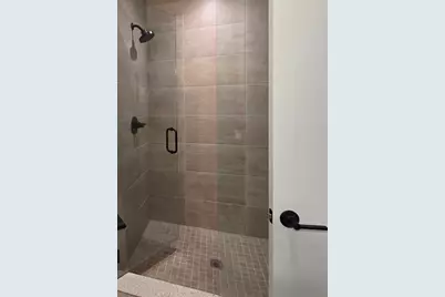 3217 N Clark Street #303, Chicago, IL 60657 - Photo 10