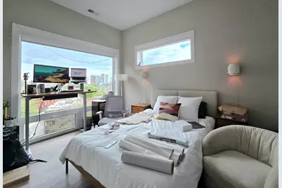 3217 N Clark Street #303, Chicago, IL 60657 - Photo 8