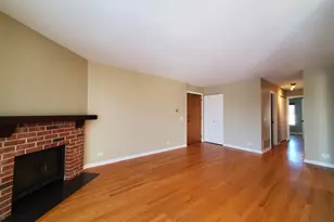 733 Plum Tree Ct, Wheeling, IL 60090 - Photo 4