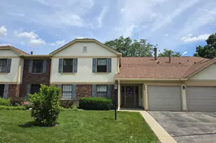 733 Plum Tree Ct, Wheeling, IL 60090 - Photo 1