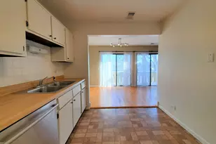 733 Plum Tree Ct, Wheeling, IL 60090 - Photo 8