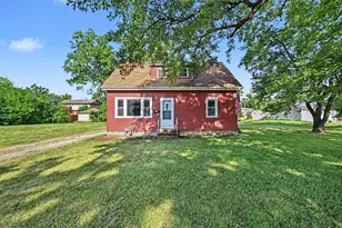 7750 Blazer Ave, Justice, IL 60458 - Photo 1