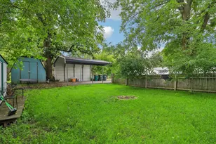 121 Beachview Dr, Round Lake Beach, IL 60073 - Photo 20