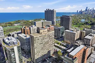 2930 N Sheridan Rd, Chicago, IL 60657 - Photo 30