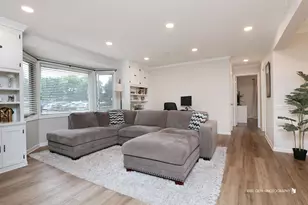 510 W Miner St, Arlington Heights, IL 60005 - Photo 6