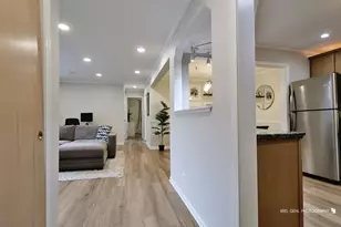 510 W Miner St, Arlington Heights, IL 60005 - Photo 2