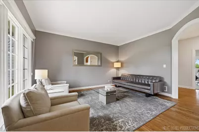 2460 Bird Lane, Batavia, IL 60510 - Photo 4