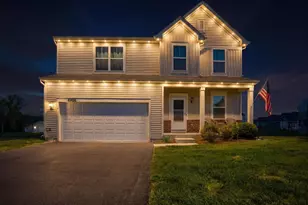 4706 Fox Trail Ct, Wonder Lake, IL 60097 - Photo 1
