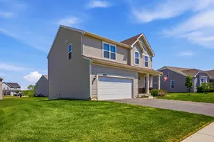 4706 Fox Trail Ct, Wonder Lake, IL 60097 - Photo 4