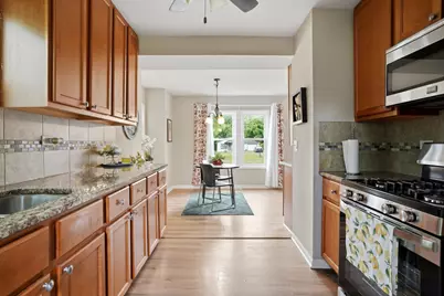 15021 Perry Avenue, South Holland, IL 60473 - Photo 10