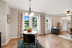 15021 Perry Ave, South Holland, IL 60473 - Photo 4