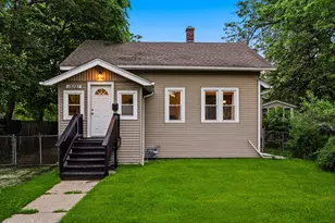 15021 Perry Ave, South Holland, IL 60473 - Photo 2