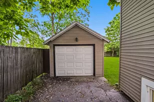 15021 Perry Ave, South Holland, IL 60473 - Photo 30