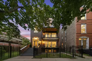 308 W Evergreen Ave, Chicago, IL 60610 - Photo 1