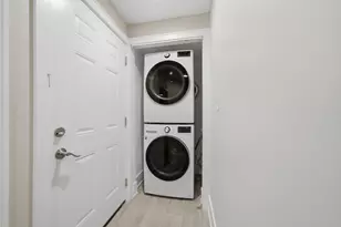 308 W Evergreen Ave, Chicago, IL 60610 - Photo 18