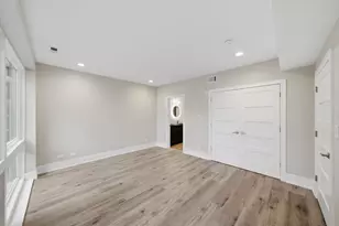 308 W Evergreen Ave, Chicago, IL 60610 - Photo 16
